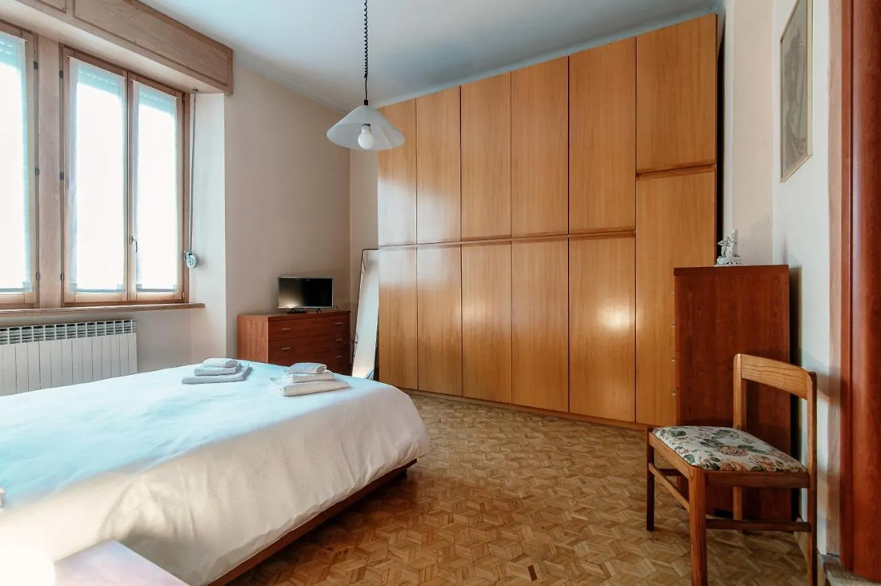 Grand Maison - Con 2 Ampie Camere Da Letto Комо Италия